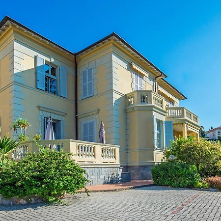 Oliviers -Agreable 2 Pieces Dans Maison Bourgeoise Menton Bagian luar foto