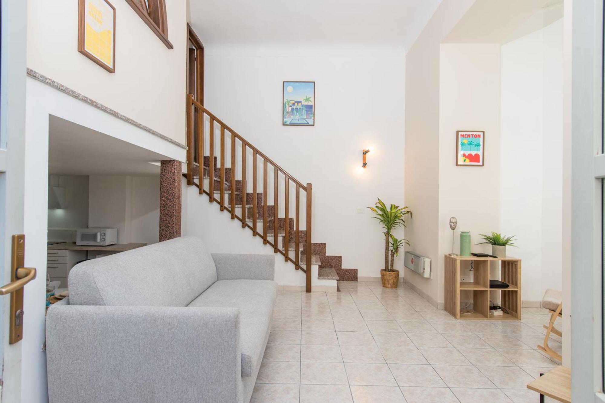 Oliviers -Agreable 2 Pieces Dans Maison Bourgeoise Menton Bagian luar foto
