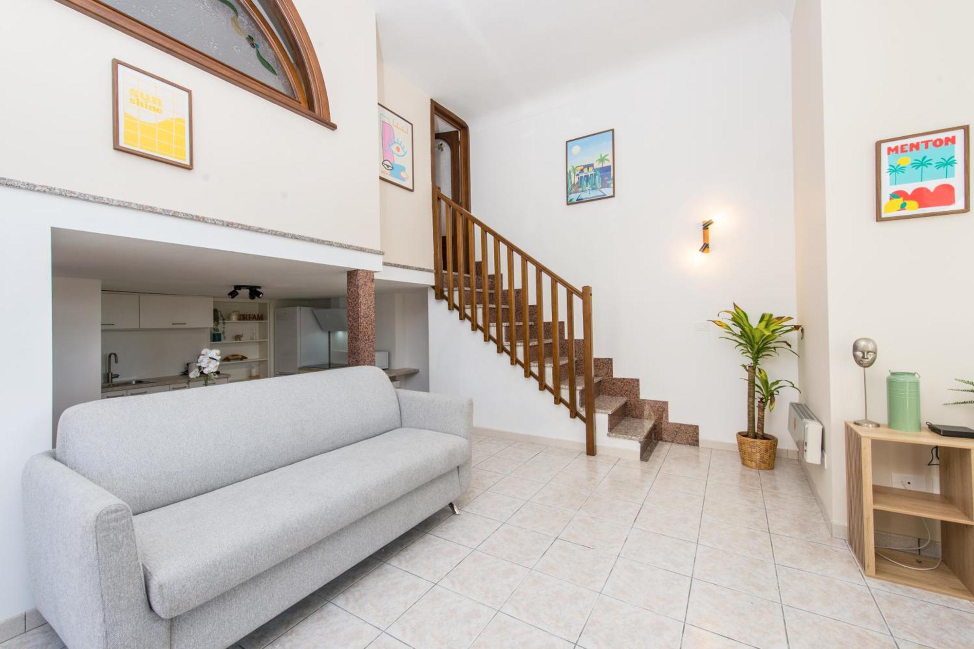 Oliviers -Agreable 2 Pieces Dans Maison Bourgeoise Menton Bagian luar foto